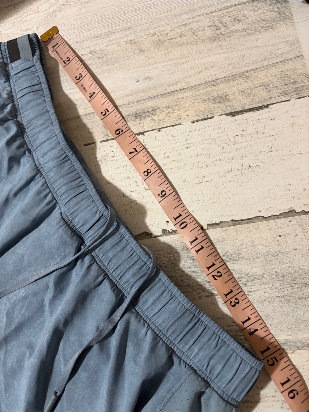 lululemon athletica Men's Slate Blue Athletic Shorts - Picture 10 of 10